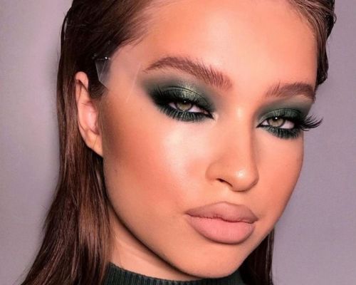 Smokey Eyes with a Pop- of Color? 10 aesthetic party makeup trends