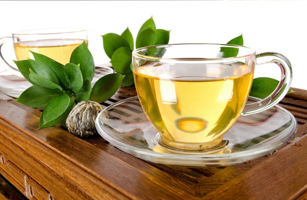 Benefits of green tea in skincare 